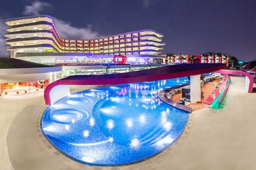 Temptation Cancun Resort | Sexy Pool View